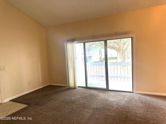 12171 BEACH Boulevard 703, Jacksonville, FL 32246