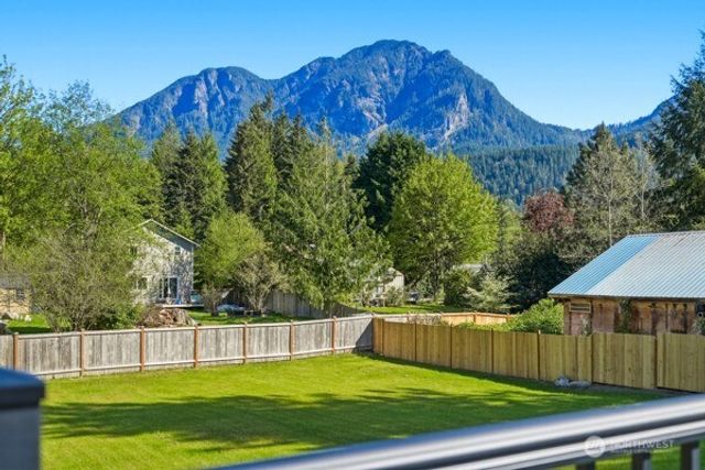 44421 Pine Road, Gold Bar, WA 98251