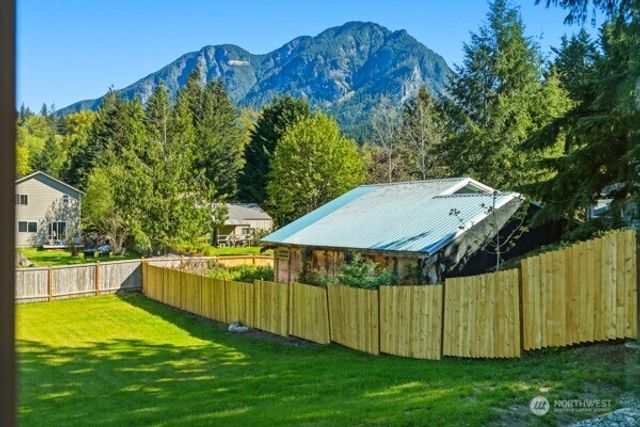 44421 Pine Road, Gold Bar, WA 98251