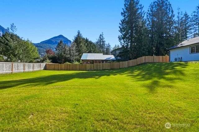 44421 Pine Road, Gold Bar, WA 98251