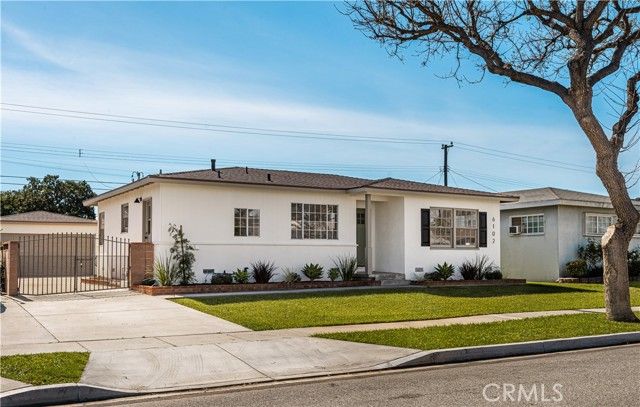 6102 Charlwood Street, Lakewood, CA 90713