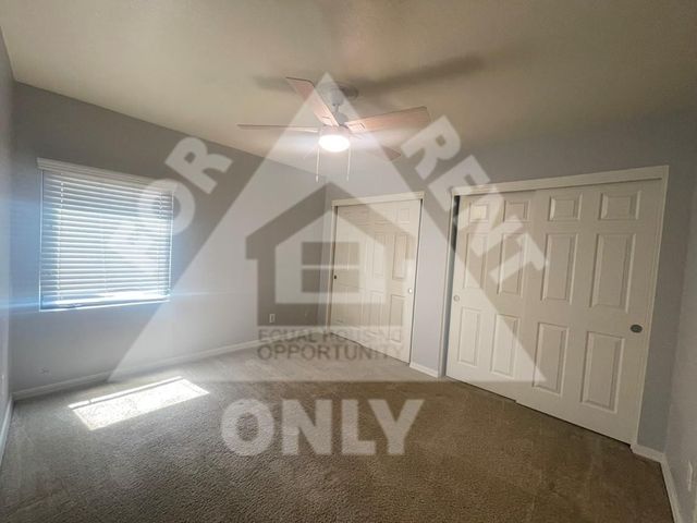 330 S Beck Avenue 104, Tempe, AZ 85281