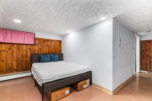 117 Pearl St, Lawrence, MA 01841