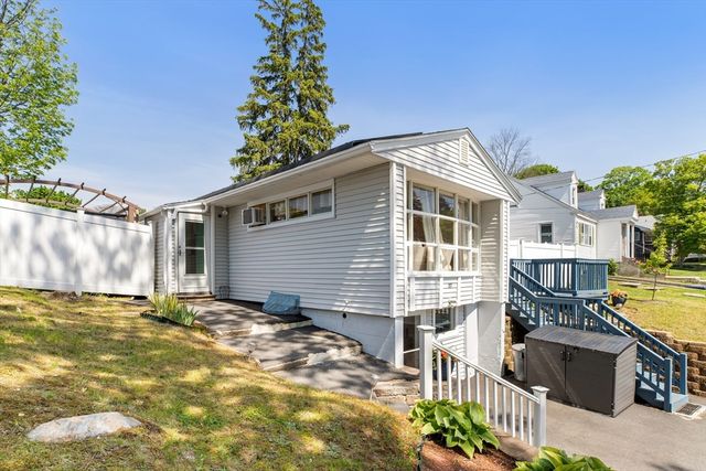 117 Pearl St, Lawrence, MA 01841