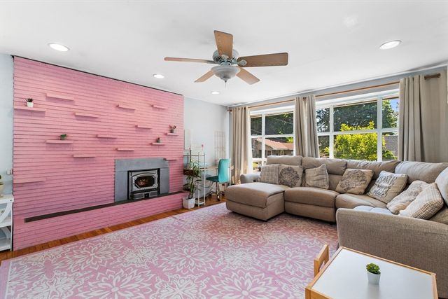 117 Pearl St, Lawrence, MA 01841