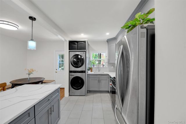 1808 Hering Avenue, Bronx, NY 10461
