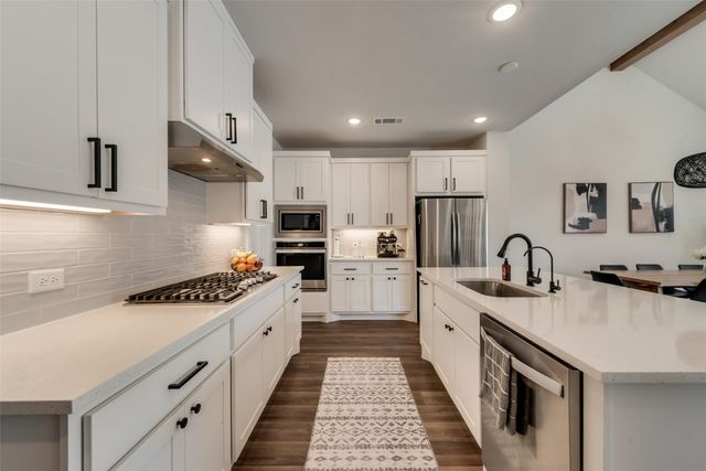 506 Torrey Pines Circle, Heath, TX 75032