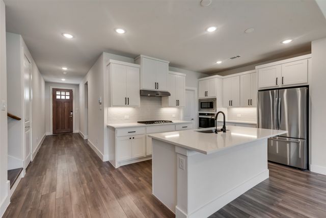 506 Torrey Pines Circle, Heath, TX 75032