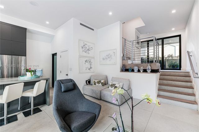 640 Fernwood Rd, Key Biscayne, FL 33149