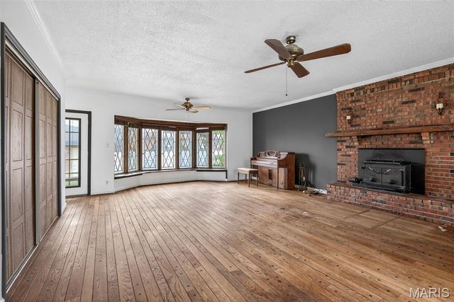 710 Peace Haven Drive, St Louis, MO 63125