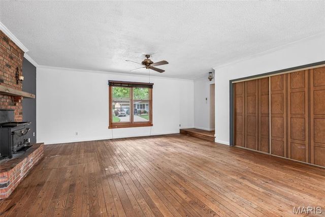 710 Peace Haven Drive, St Louis, MO 63125