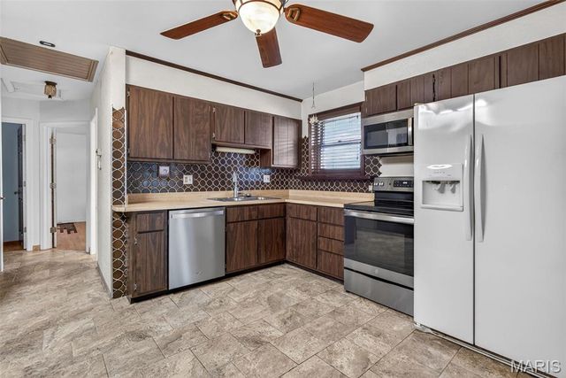710 Peace Haven Drive, St Louis, MO 63125