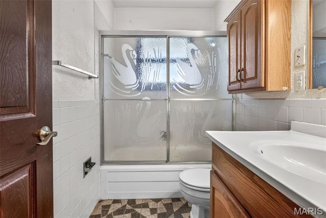 710 Peace Haven Drive, St Louis, MO 63125