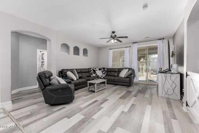 17375 W BUCKHORN Trail, Surprise, AZ 85387