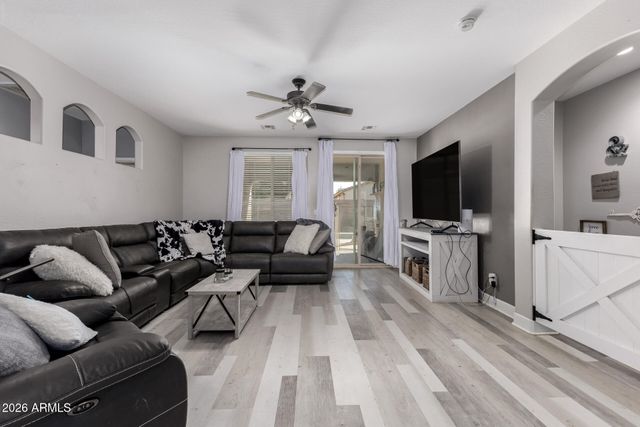 17375 W BUCKHORN Trail, Surprise, AZ 85387