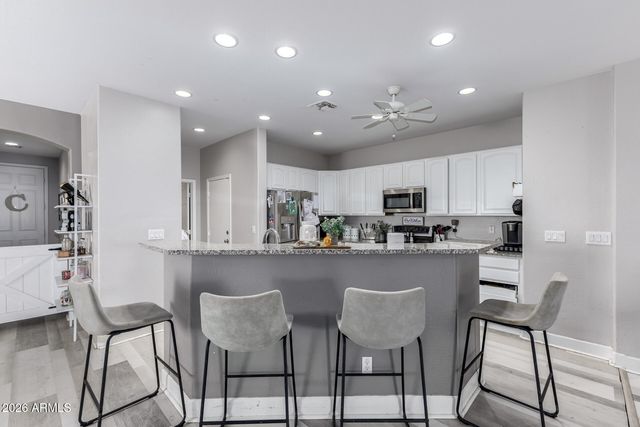 17375 W BUCKHORN Trail, Surprise, AZ 85387