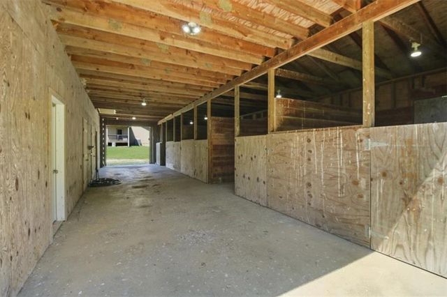 805 E 319th Street, Drexel, MO 64742