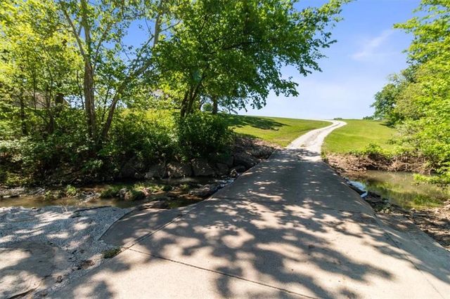805 E 319th Street, Drexel, MO 64742