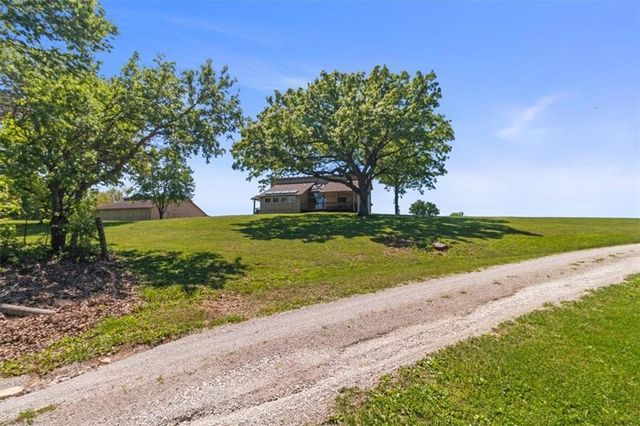805 E 319th Street, Drexel, MO 64742