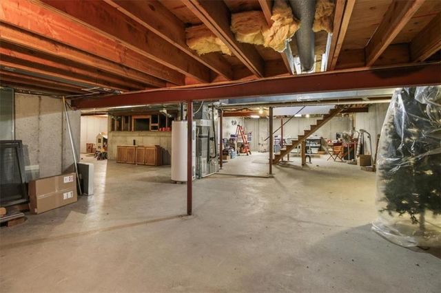 805 E 319th Street, Drexel, MO 64742