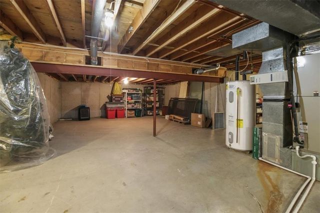 805 E 319th Street, Drexel, MO 64742