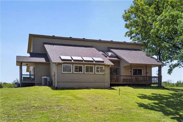 805 E 319th Street, Drexel, MO 64742