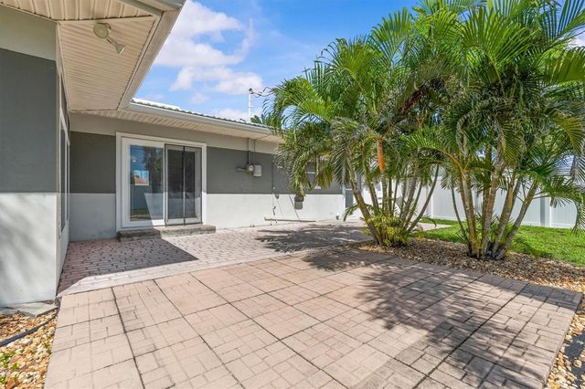 106 19TH STREET, Belleair Beach, FL 33786