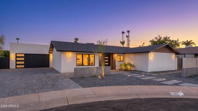 8331 E MALCOMB Drive, Scottsdale, AZ 85250