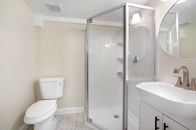 258 Folsom Ave, Somerset, MA 02726