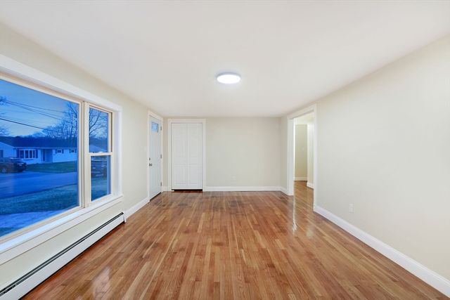 258 Folsom Ave, Somerset, MA 02726