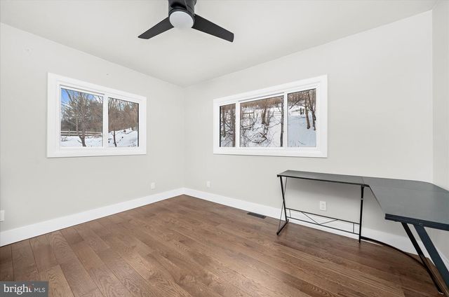 7112 COUNTRY SPRING RD, New Tripoli, PA 18066