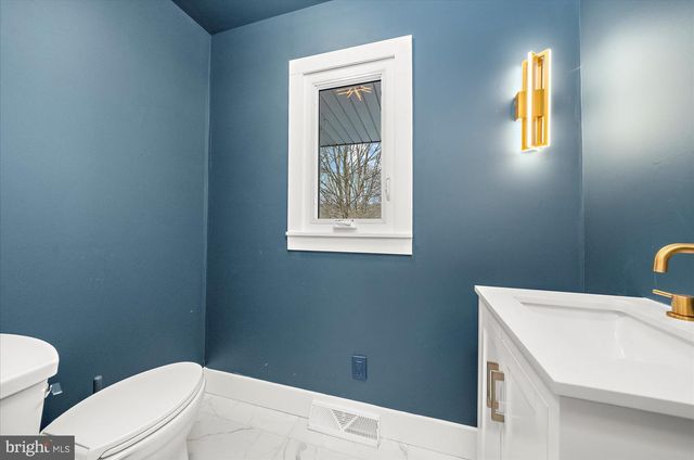 7112 COUNTRY SPRING RD, New Tripoli, PA 18066