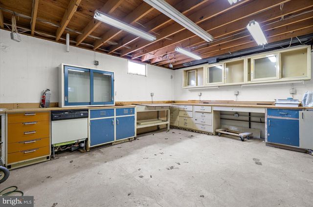 7112 COUNTRY SPRING RD, New Tripoli, PA 18066