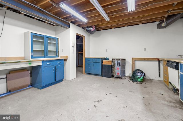 7112 COUNTRY SPRING RD, New Tripoli, PA 18066