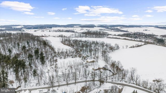 7112 COUNTRY SPRING RD, New Tripoli, PA 18066