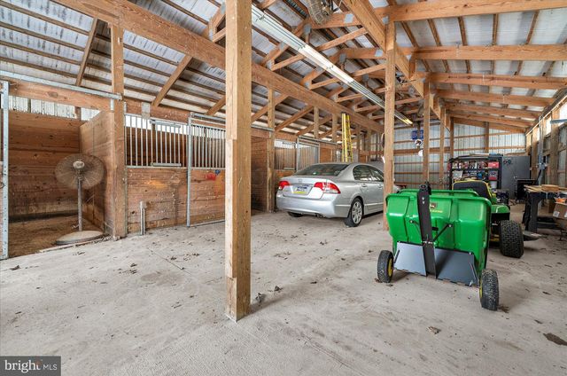 7112 COUNTRY SPRING RD, New Tripoli, PA 18066