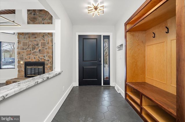 7112 COUNTRY SPRING RD, New Tripoli, PA 18066