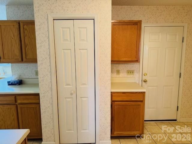 208 Dartcrest Drive, Hendersonville, NC 28792