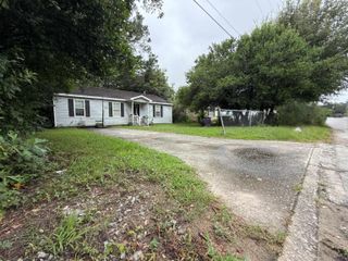 105 Angela Ave, Warner Robins, GA 31093
