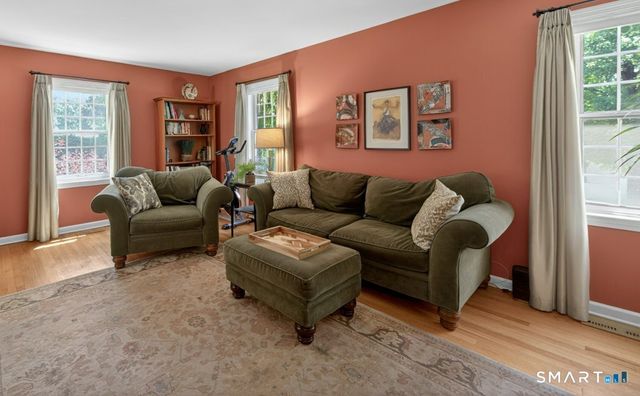 40 Southshire Drive, Southington, CT 06489
