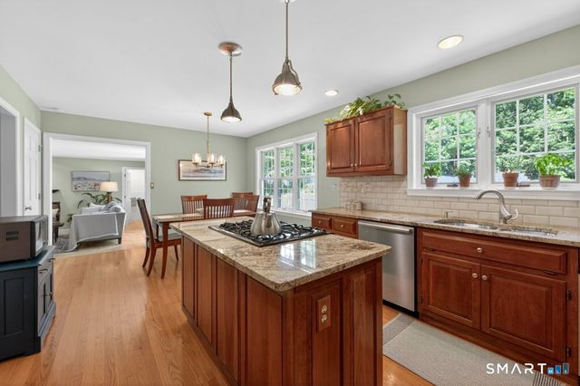 40 Southshire Drive, Southington, CT 06489