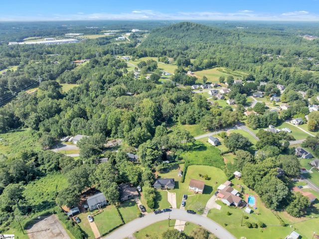 306 Westchester Road, Easley, SC 29640