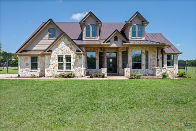 140 N Encino Crossing, Liberty Hill, TX 78642