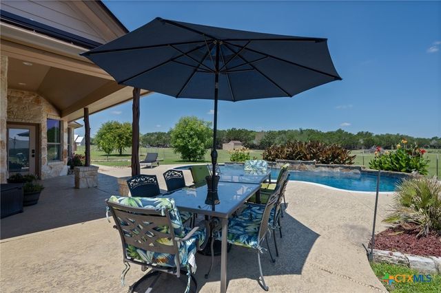 140 N Encino Crossing, Liberty Hill, TX 78642