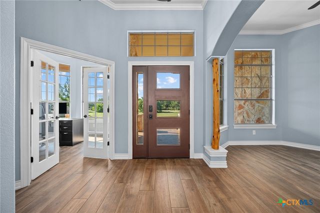 140 N Encino Crossing, Liberty Hill, TX 78642