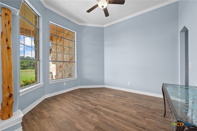 140 N Encino Crossing, Liberty Hill, TX 78642
