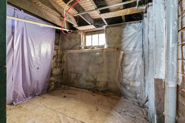 12 Orchard Avenue, Auburn, NY 13021