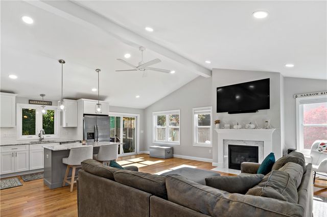 47 Wayland Trail, Narragansett, RI 02882