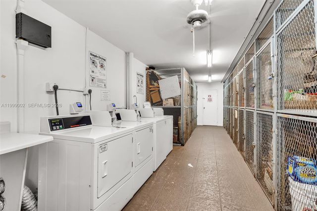 200 SW 132nd Way 211L, Pembroke Pines, FL 33027