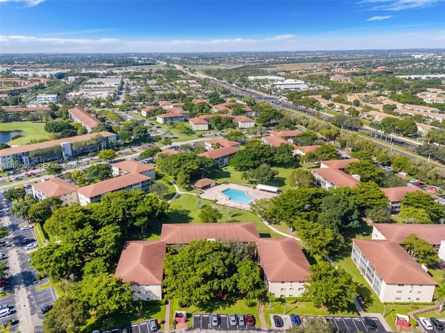 200 SW 132nd Way 211L, Pembroke Pines, FL 33027